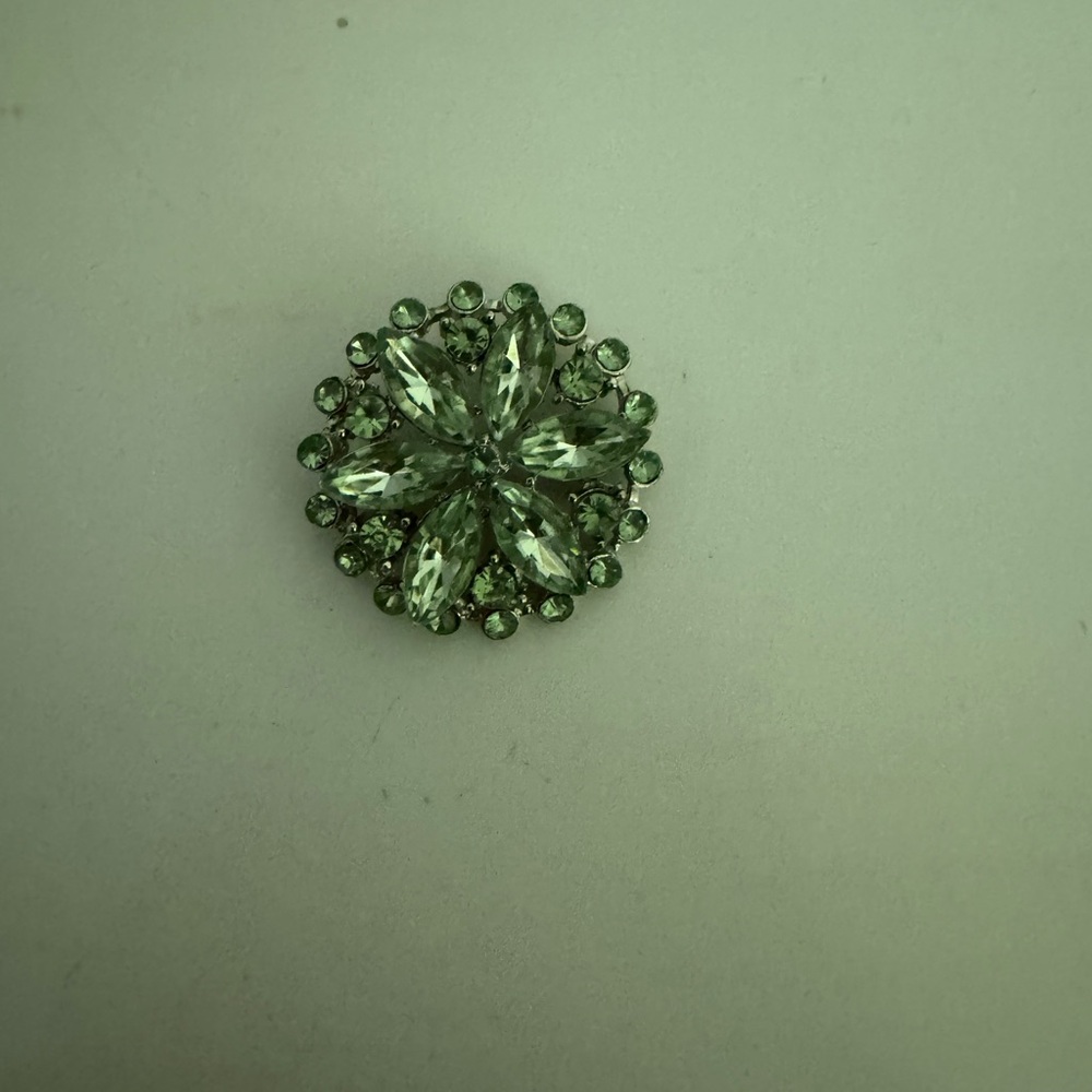 Vintage Green Crystal Flower Brooch - Vintage